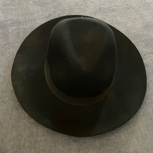 Black hat